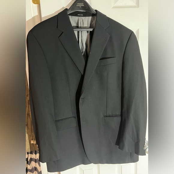 Calvin Klein Sport Coat/Blazer. 100% wool, two button. Size 43R - Picture 1 of 4